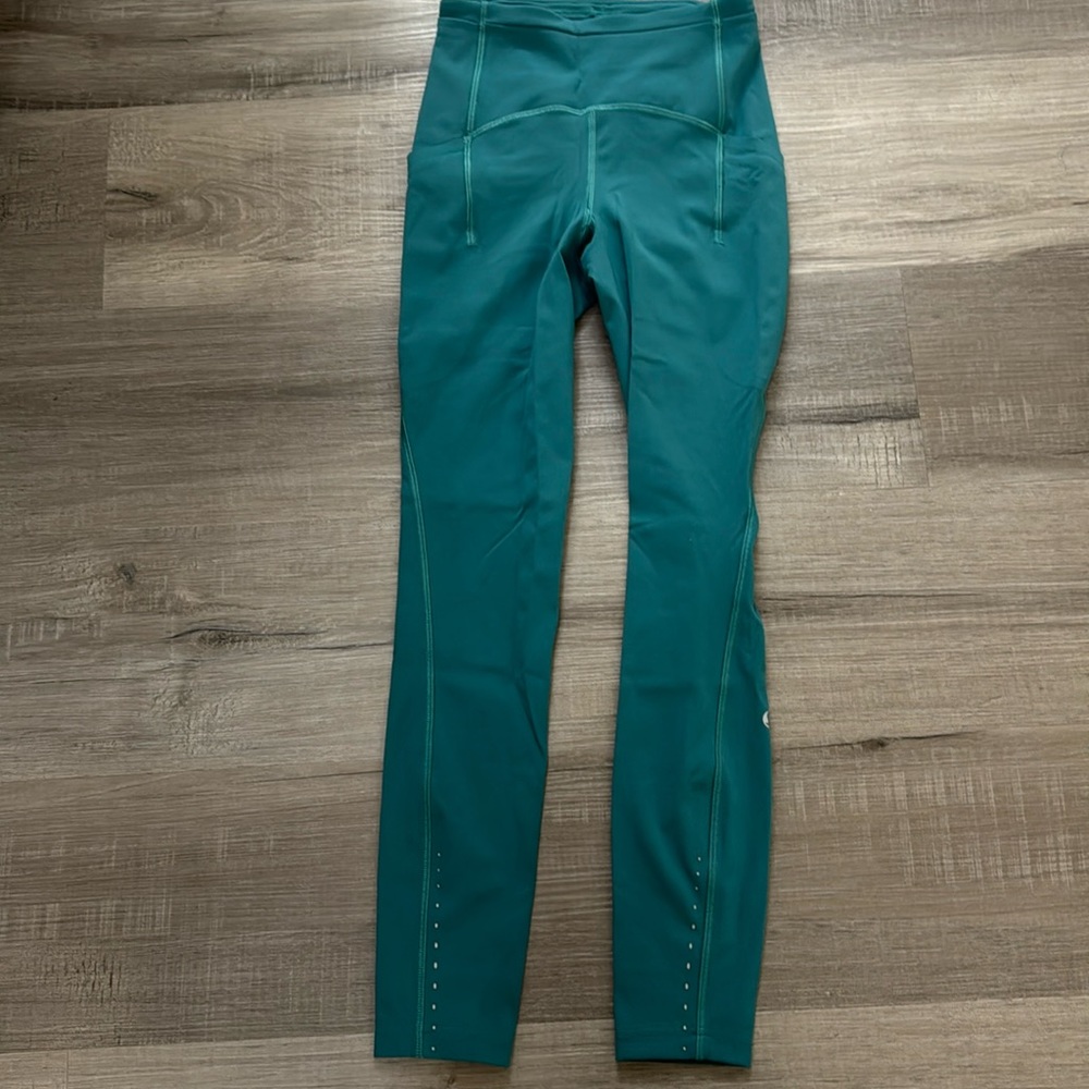 Lululemon Swift Speed High-Rise 25”